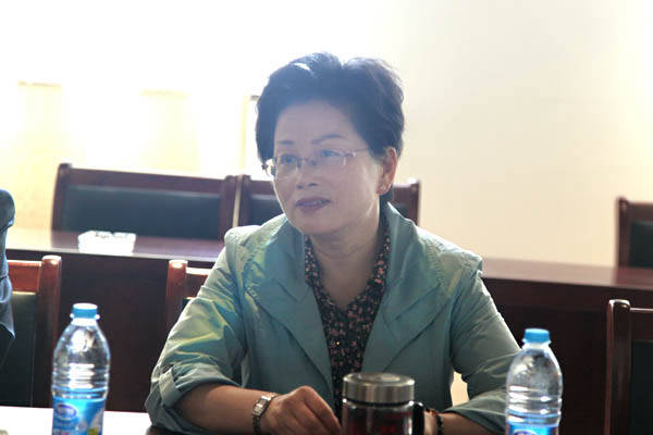 马鞍山市政协主席李群来中德机床观赏